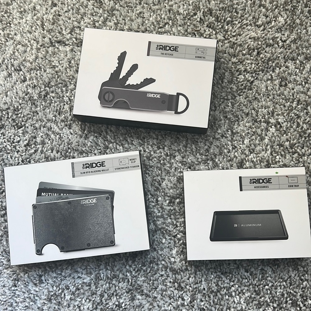 Brand new the RIDGE slim RFID blocking wallet package.